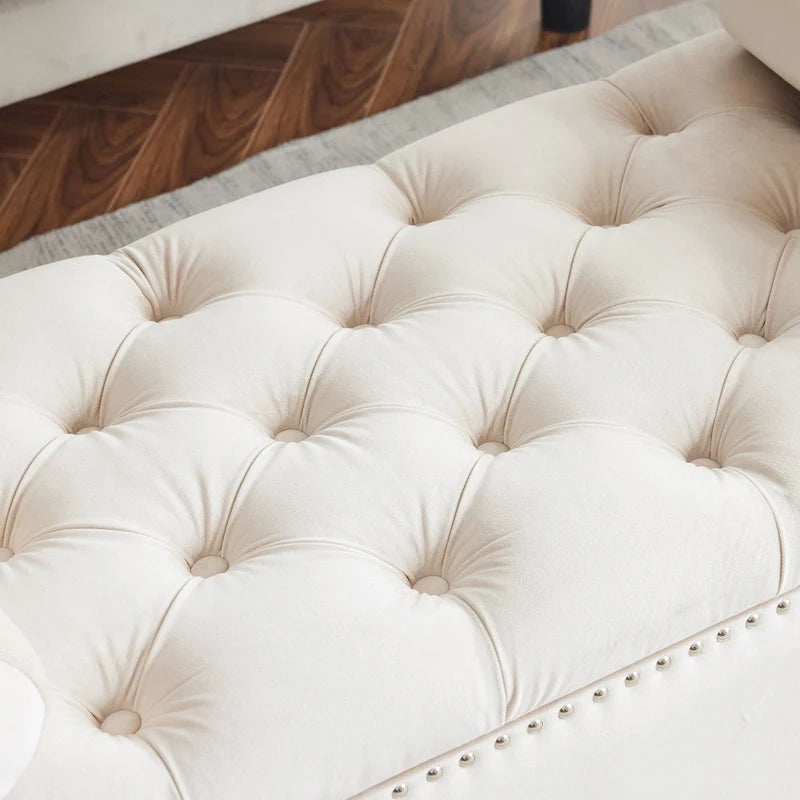 Banc de rangement capitonné en velours avec accoudoirs et garniture cloutée — Crème / Noir / Gris, 3 places