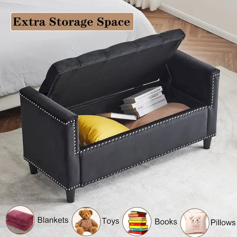 Banc de rangement capitonné en velours avec accoudoirs et garniture cloutée — Crème / Noir / Gris, 3 places