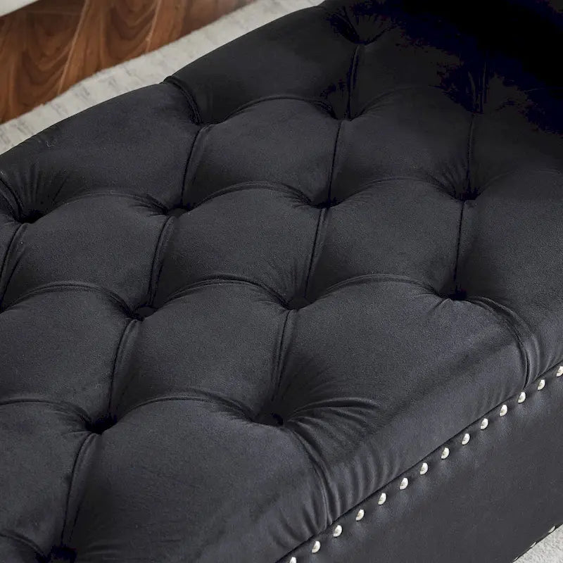 Banc de rangement capitonné en velours avec accoudoirs et garniture cloutée — Crème / Noir / Gris, 3 places